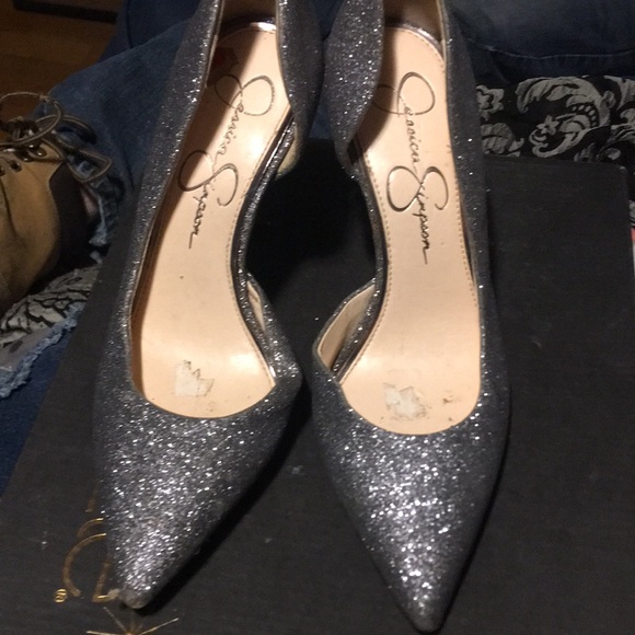 Gorgeous Jessica Simpson heels - Picture 2 of 3